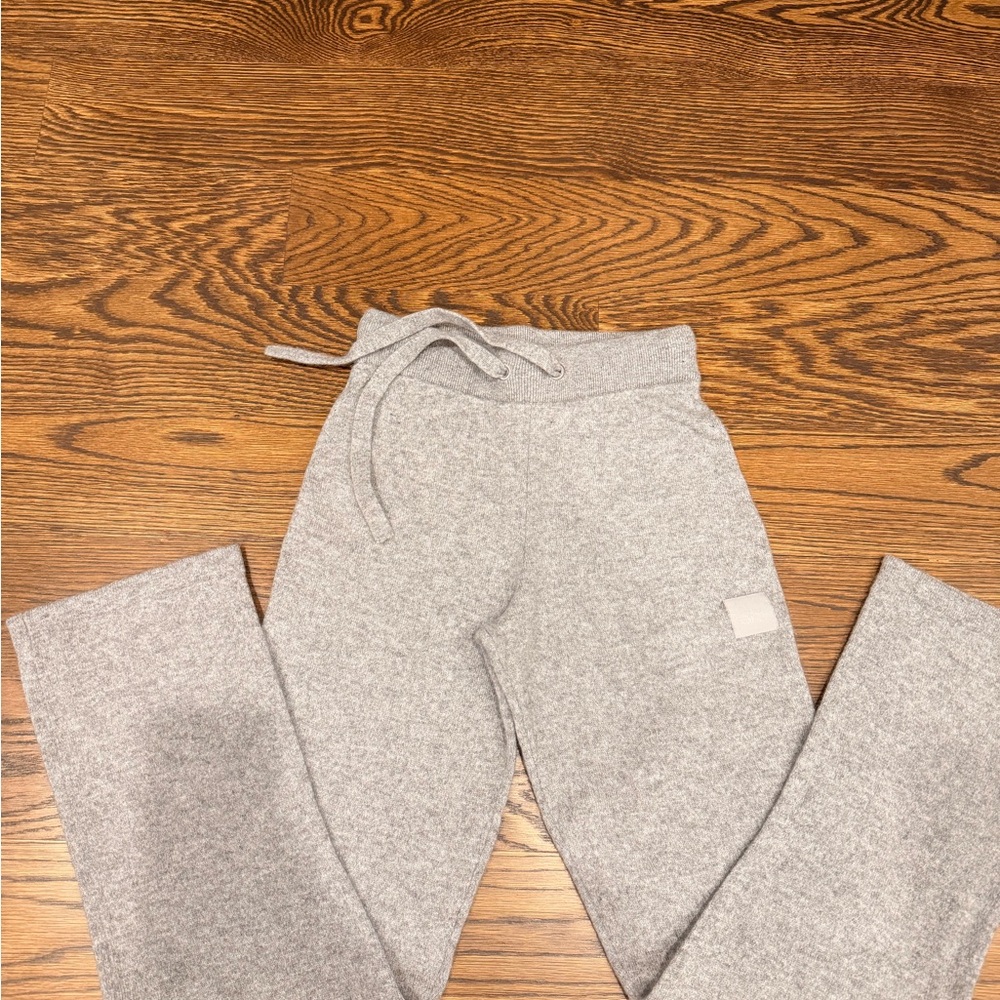 ALO grey cashmere Sweatpants